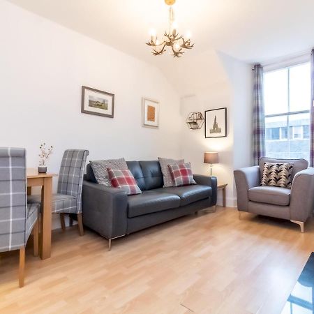 Bright And Cosy Flat At The Heart Of The Old Town Appartement EDI Buitenkant foto